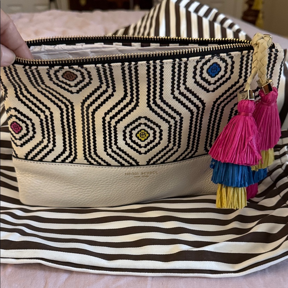 Henri Bendel Black and Cream Geometric Cosmetic Bag